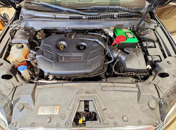3LN6L5F97JR629322 2018 LINCOLN MKZ Black Vista interior trasera