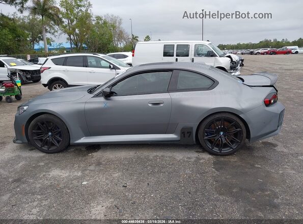 3MF23DM00S8F08640 2025 BMW M2 Gray Vista interior trasera