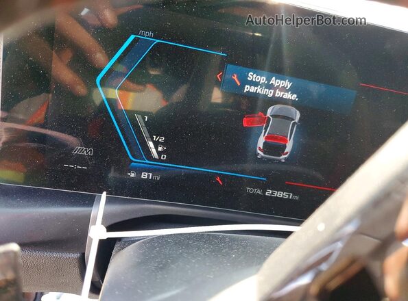 3MF23DM01S8F01681 2025 BMW M2 Gray Instrument cluster view