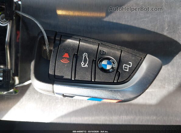 3MF23DM02S8E99892 2025 BMW M2 Black Vista del salpicadero