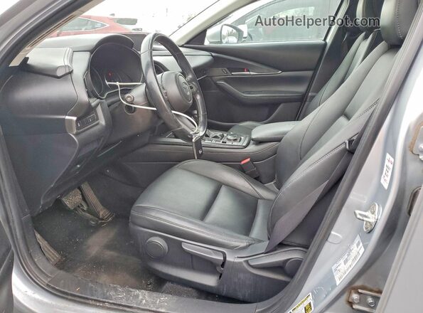 3MVDMABL0MM247538 2021 MAZDA CX-30 Silver Front interior view