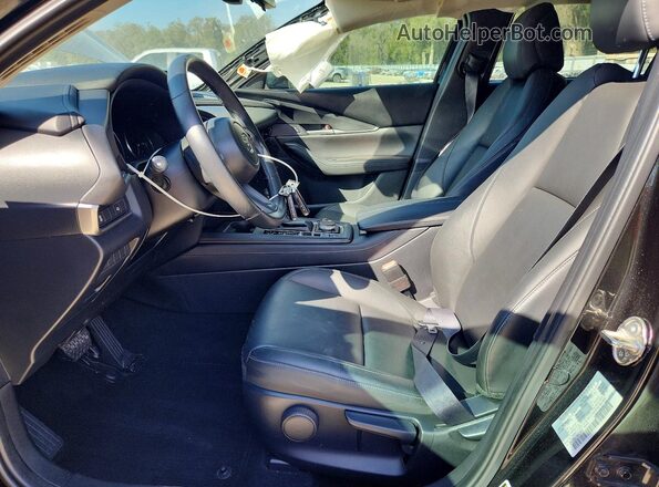 3MVDMBBL7NM403906 2022 MAZDA CX-30 Black Front interior view