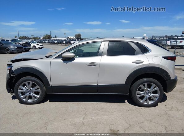 3MVDMBBL7NM458422 2022 MAZDA CX-30 Champagne 360 interior view