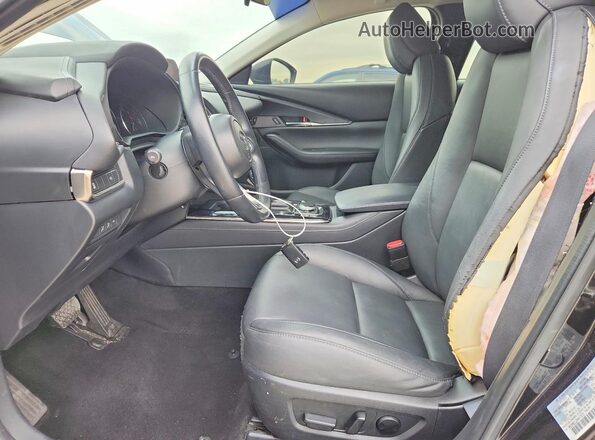 3MVDMBCL2NM417873 2022 MAZDA CX-30 Black Widok wnętrza z przodu
