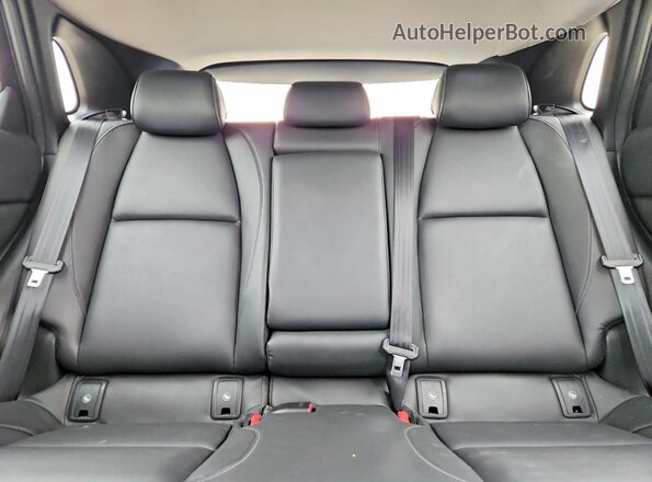 3MVDMBCL2NM417873 2022 MAZDA CX-30 Black Widok tylnych siedzeń