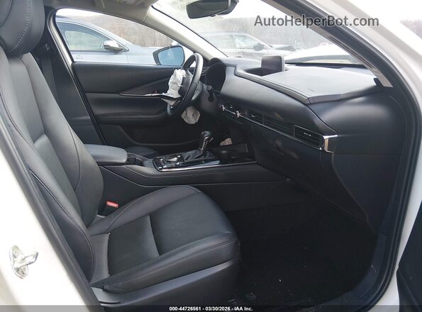 3MVDMBCL2NM424046 2022 MAZDA CX-30 White Вид салону спереду