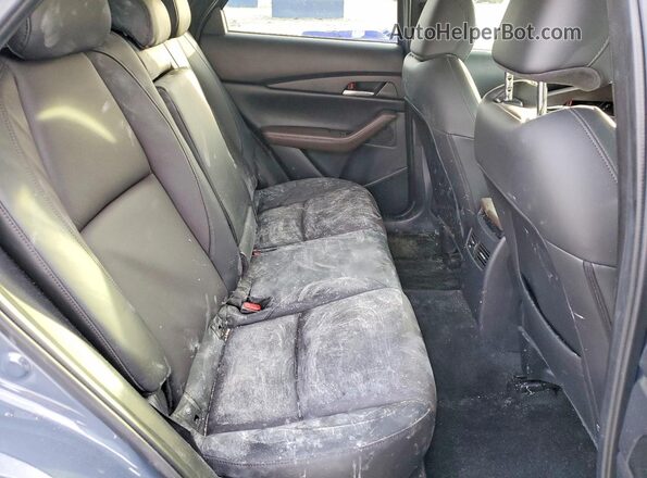 3MVDMBDL1MM237152 2021 MAZDA CX-30 Gray Rear interior view