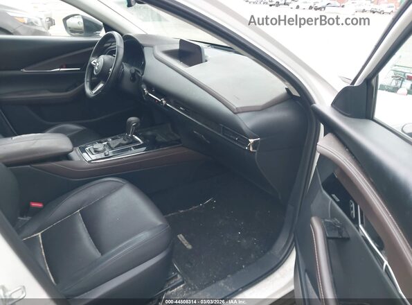 3MVDMBDY5MM233892 2021 MAZDA CX-30 White Vista interior delantera