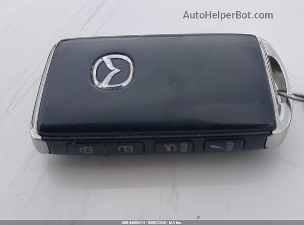 3MVDMBDY5MM233892 2021 MAZDA CX-30 White Vista del salpicadero