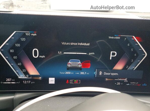 3MW23CM03T8F89712 2026 BMW 2 SERIES Gray Սարքավորումների վահանակի տեսք