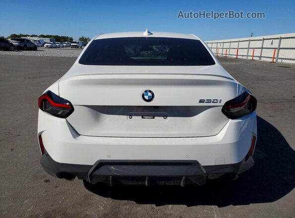 3MW23CM07N8C36361 2022 BMW 2 SERIES White Vista trasera