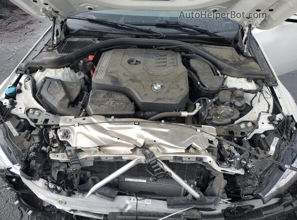 3MW33CM00R8D86306 2024 BMW 2 SERIES White Vista interior trasera
