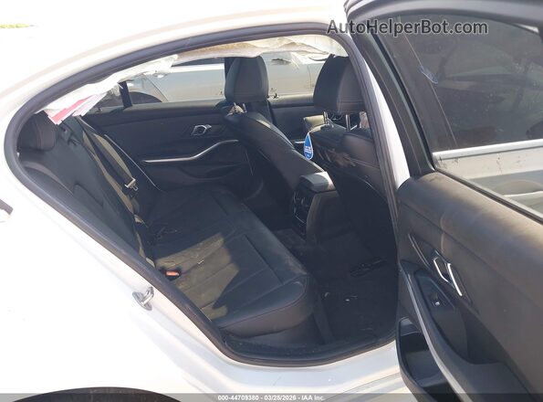 3MW39FF04R8E12418 2024 BMW 7 SERIES White 