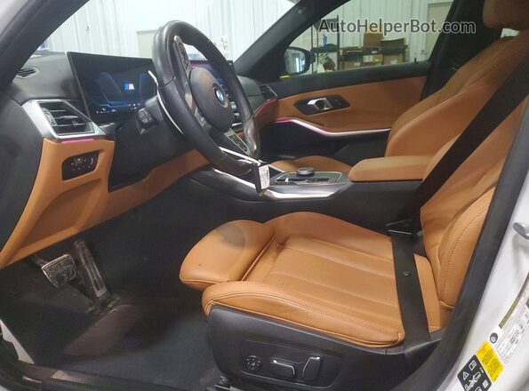 3MW49FF09R8E04688 2024 BMW M3 White Вид салону спереду
