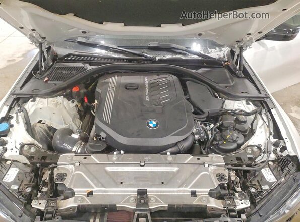 3MW49FF09R8E04688 2024 BMW M3 White Вид задньої частини салону