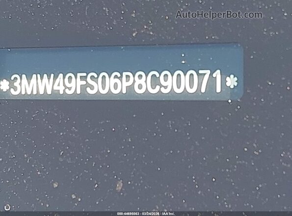 3MW49FS06P8C90071 2023 BMW M3 Черный Вид подкапотного пространства