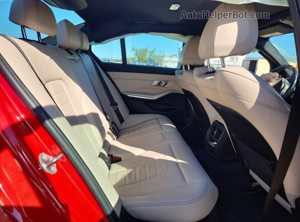 3MW49FS06P8D32125 2023 BMW M3 Red Vista de los asientos traseros
