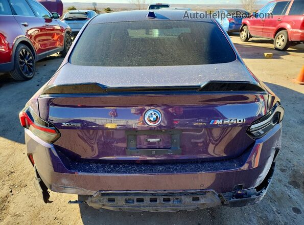 3MW53CM0XP8D23509 2023 BMW M2 Purple Widok z tyłu