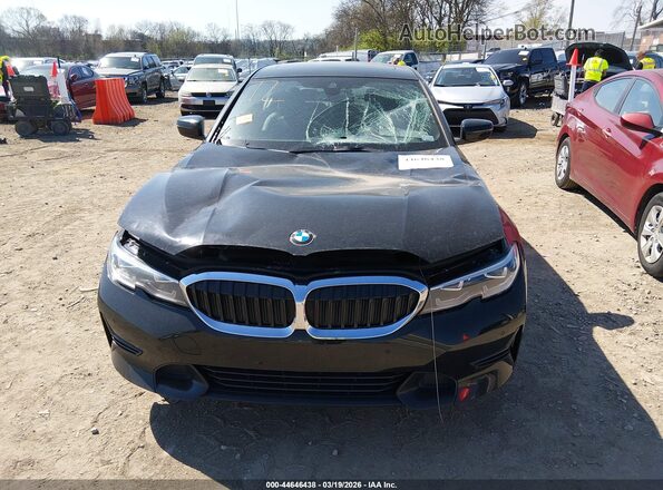 3MW5R7J09L8B24617 2020 BMW 3 SERIES Black Widok z przodu