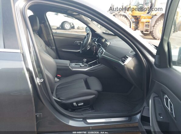 3MW5R7J0XM8C06924 2021 BMW 7 SERIES Gray წინა სალონის ხედი