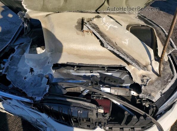 3MW5U7J07M8C15093 2021 BMW M3 White Սալոնի հետևի տեսք