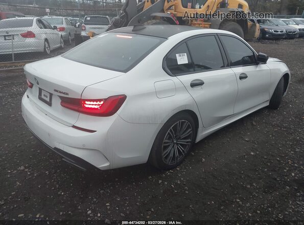 3MW5U9J01M8B62581 2021 BMW M3 White 
