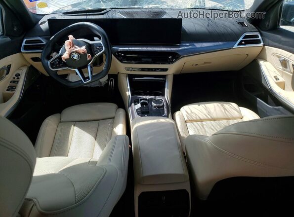 3MW69CW03S8F41929 2025 BMW 3 SERIES Gray Вид панелі приладів