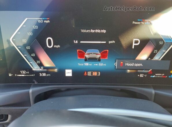 3MW69CW03T8F96091 2026 BMW 3 SERIES Gray ხელსაწყოთა პანელის ხედი