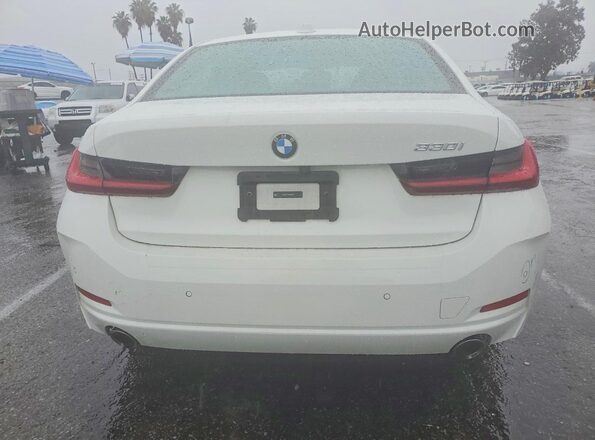 3MW69FF09R8E26652 2024 BMW 3 SERIES White უკანა ხედი