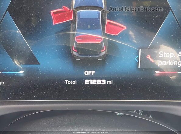 3MW69FT08S8F22282 2025 BMW M3 Black 