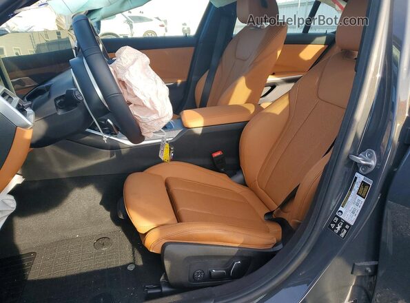3MW89CW00T8F95716 2026 BMW 3 SERIES Gray Սալոնի դիմացի տեսք