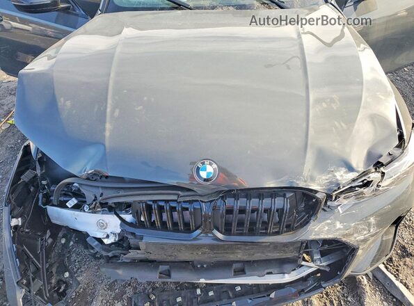 3MW89CW00T8F95716 2026 BMW 3 SERIES Gray Սալոնի հետևի տեսք