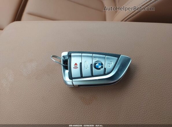 3MW89CW02S8F22426 2025 BMW 7 SERIES Gray 