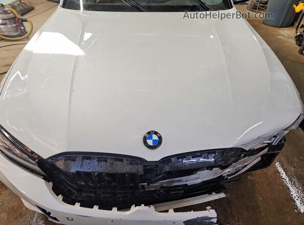 3MW89CW03S8F30714 2025 BMW 3 SERIES Белый Вид задней части салона