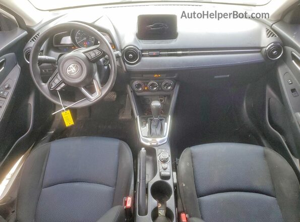 3MYDLBYV0KY513635 2019 TOYOTA LE White 
