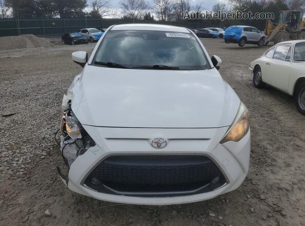 3MYDLBYV0KY513635 2019 TOYOTA LE White 