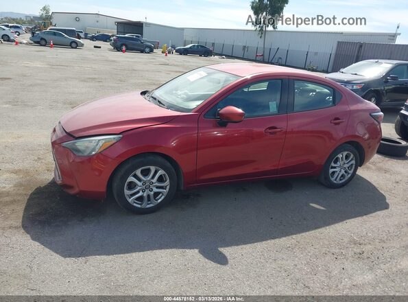 3MYDLBYV1JY301471 2018 TOYOTA YARIS IA Burgundy 