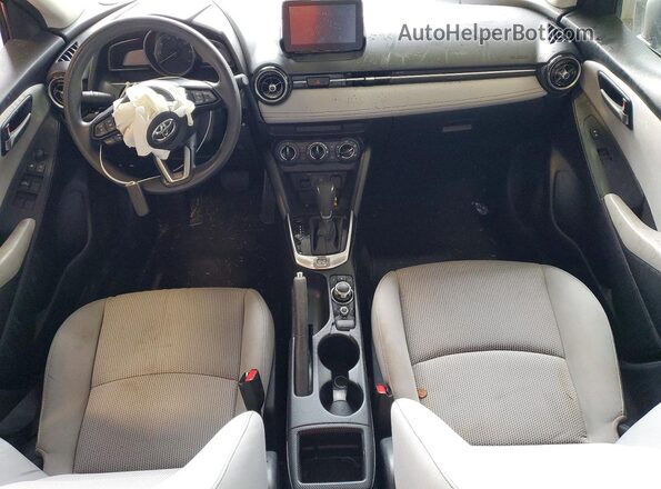 3MYDLBYV1LY700514 2020 TOYOTA YARIS Red Widok deski rozdzielczej