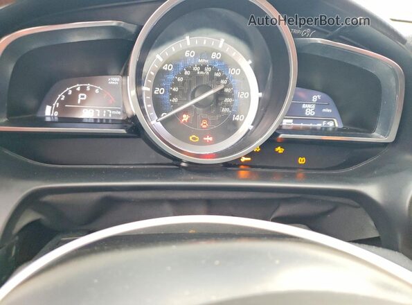 3MYDLBYV2HY175583 2017 TOYOTA YARIS White Instrument cluster view