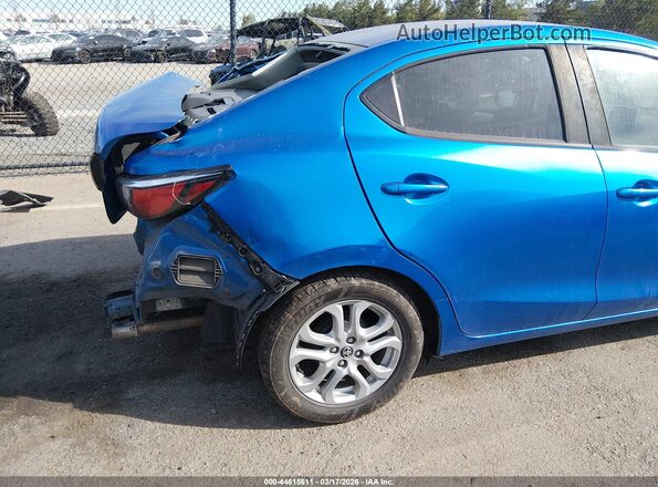 3MYDLBYV3JY312343 2018 TOYOTA YARIS IA Blue 