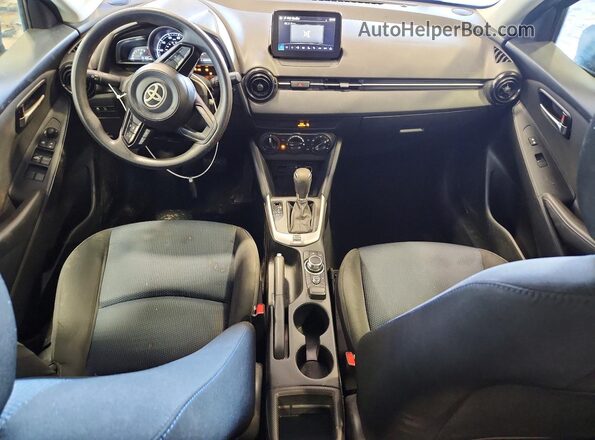 3MYDLBYV3LY708680 2020 TOYOTA YARIS Gray Dashboard view