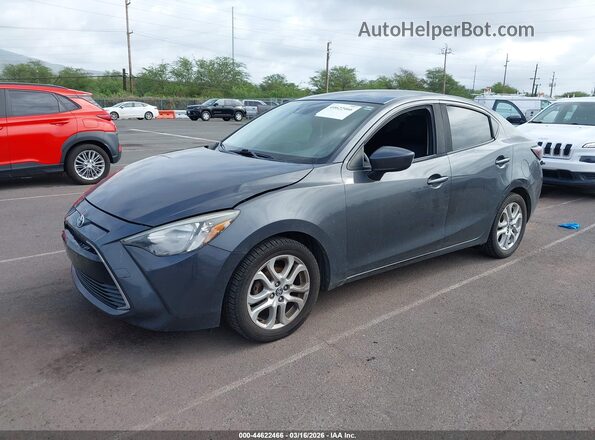 3MYDLBYV6HY149455 2017 TOYOTA YARIS IA Черный Передняя левая четверть