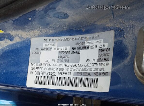 3MYDLBYV7JY304682 2018 TOYOTA YARIS IA Blue Vista del compartimento del motor