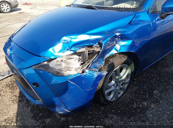 3MYDLBYV7JY304682 2018 TOYOTA YARIS IA Blue Vista frontal