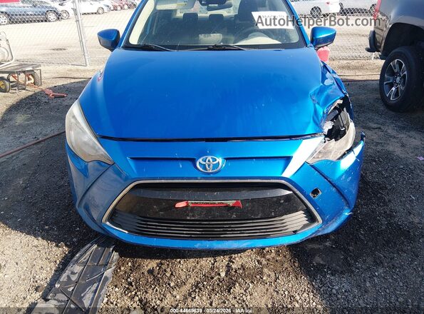 3MYDLBYV7JY304682 2018 TOYOTA YARIS IA Blue Vista del cuadro de instrumentos
