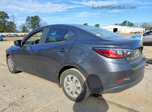 3MYDLBYV7KY503622 2019 TOYOTA YARIS Gray 