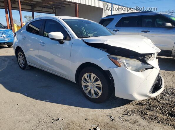 3MYDLBYV7LY708326 2020 TOYOTA YARIS White წინა მარჯვენა