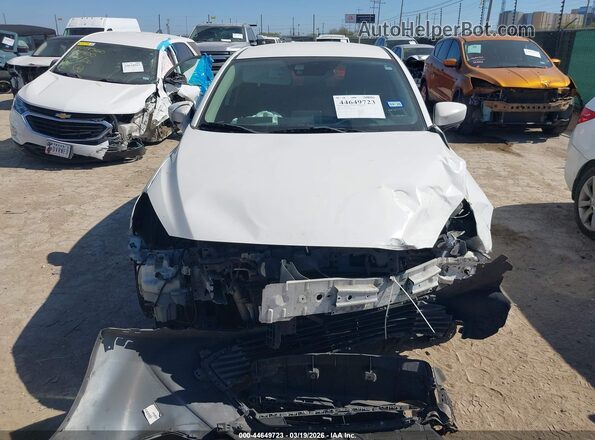 3MYDLBYV8JY313682 2018 TOYOTA YARIS IA White Vista interior trasera