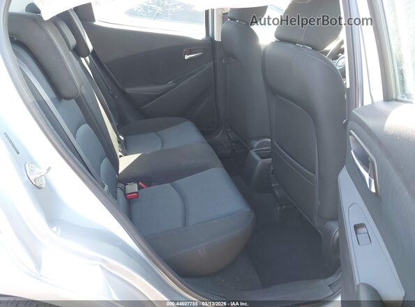 3MYDLBYV9JY317417 2018 TOYOTA YARIS IA Silver 