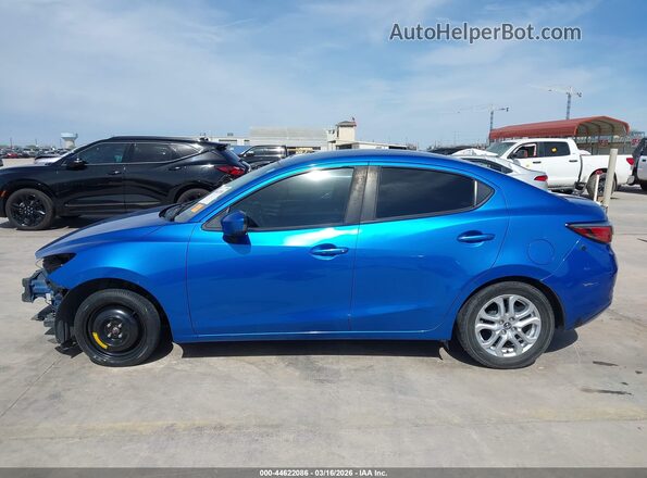 3MYDLBYVXHY158207 2017 TOYOTA YARIS IA Blue 